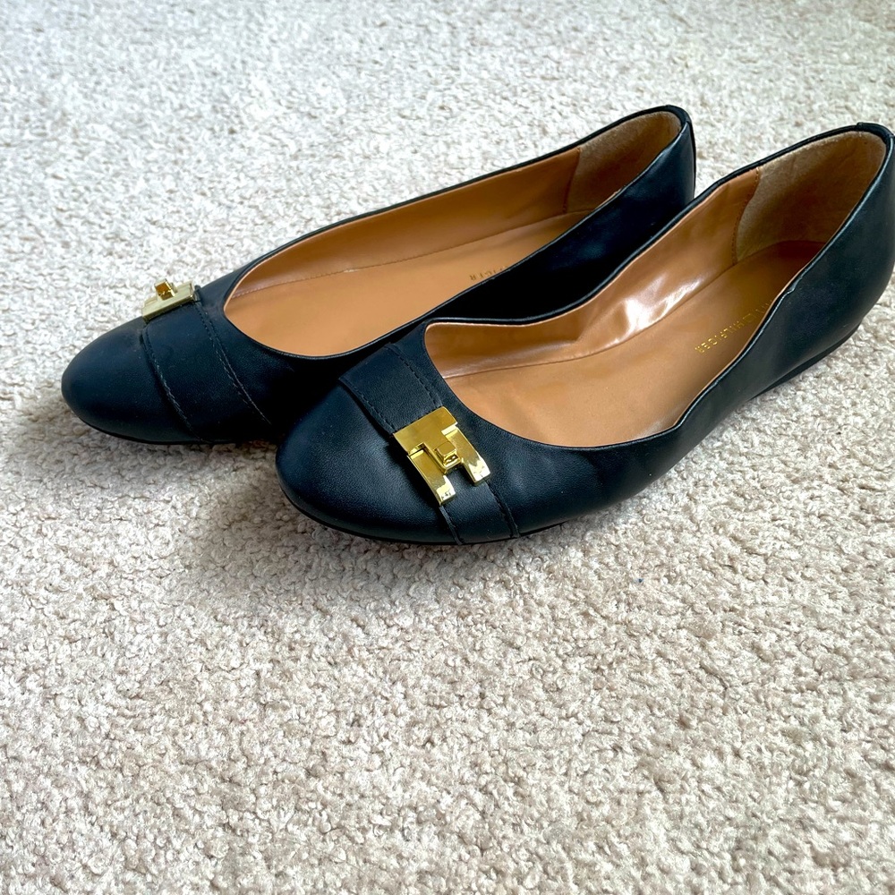 Tommy Hilfiger Black Flats • size 8